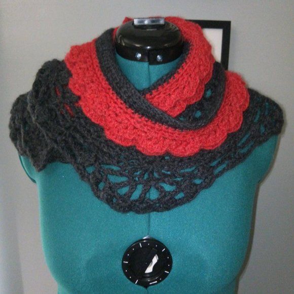 Crochet Multi-Wear Scarf/Wrap/Vest/Accessory in Heathered Red & Gray NEW - Picture 5 of 10